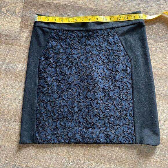 LOFT Skirt Black Navy Lace Overlay Small Stretch Office Academia - Picture 8 of 11